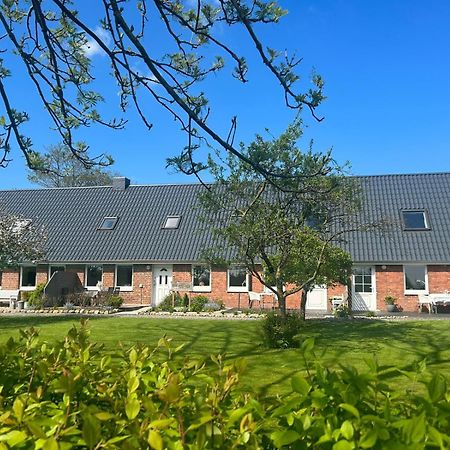 House Louise. Apartment Risum-Lindholm Bagian luar foto